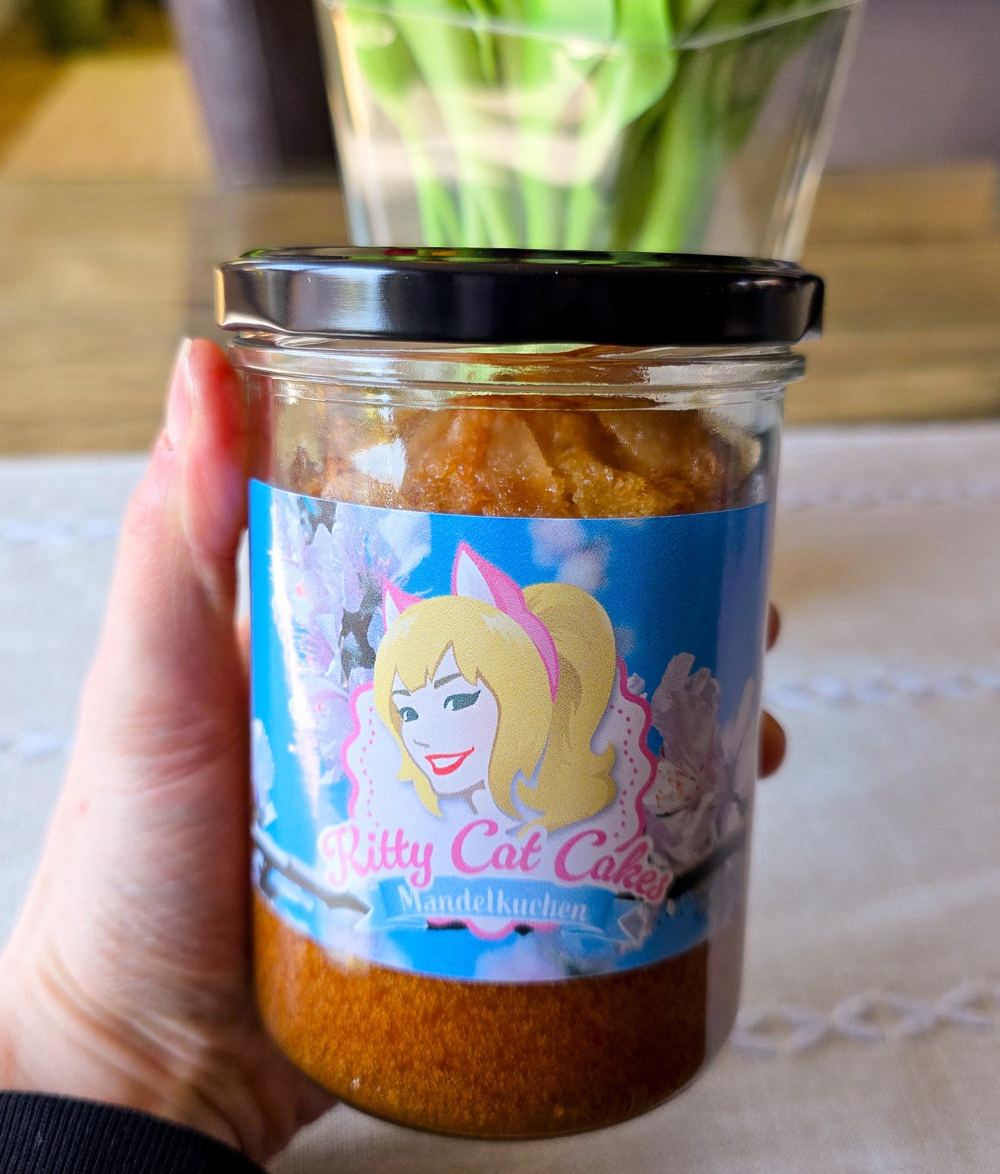 Frühlingsbote - Saftiger Mandelkuchen