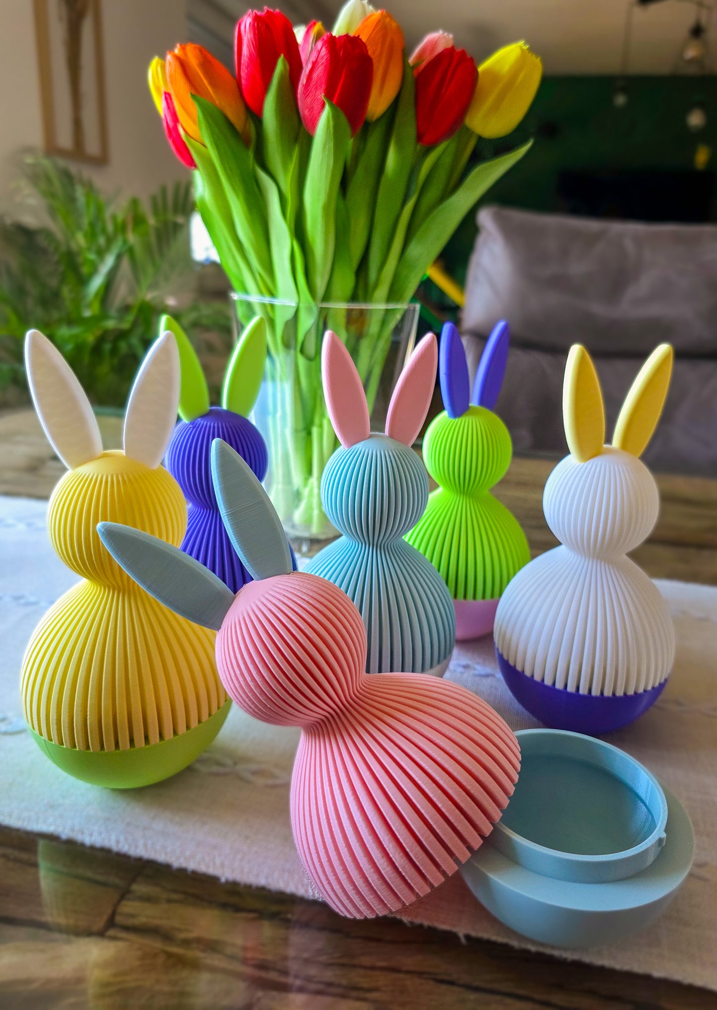 Dekohase mit Geheimfach (Osterversteck)