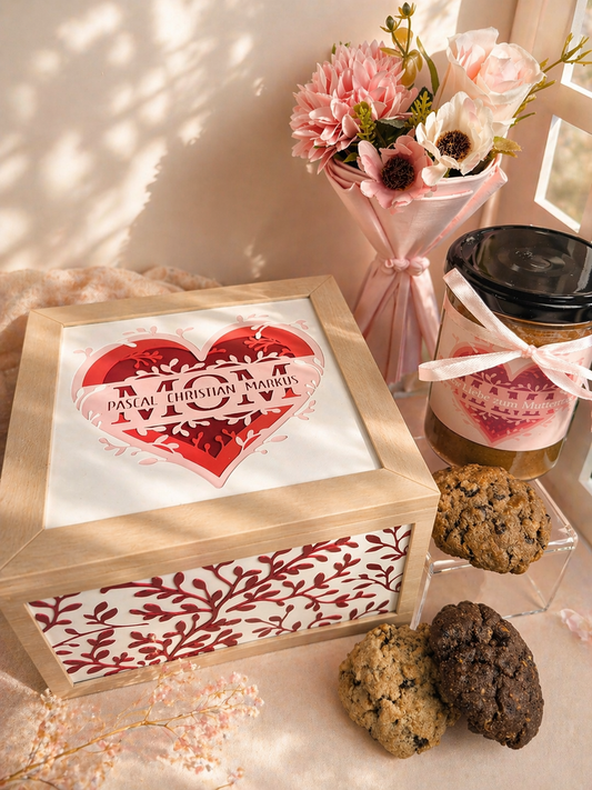 Personalisierte Muttertags-Geschenkbox – mit Kuchen, Cookies & Blumen